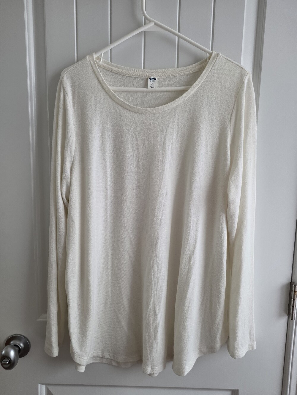 Old Navy Women's Cream Long-Sleeve Scoop Neck Tee Sz XL